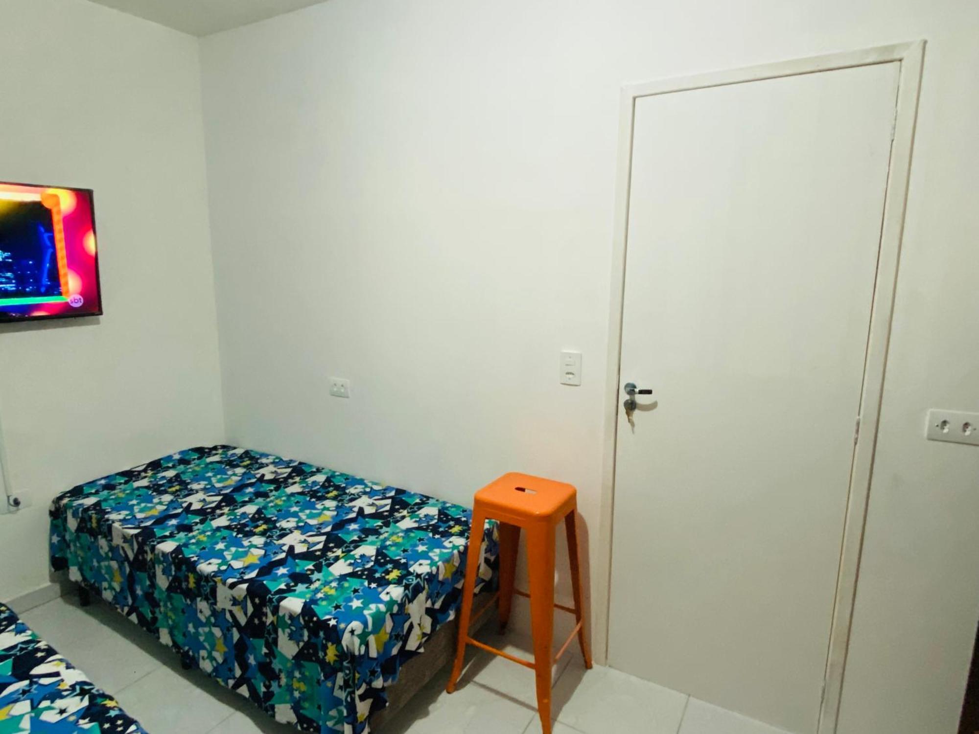 Casa de férias Casa Aconchegante, Com 2 Quartos, 2 Ar-condicionado, Regiao De Sp Sao Paulo, Jd Zoologico, Expo Sao Paulo, Anchieta, Abcd